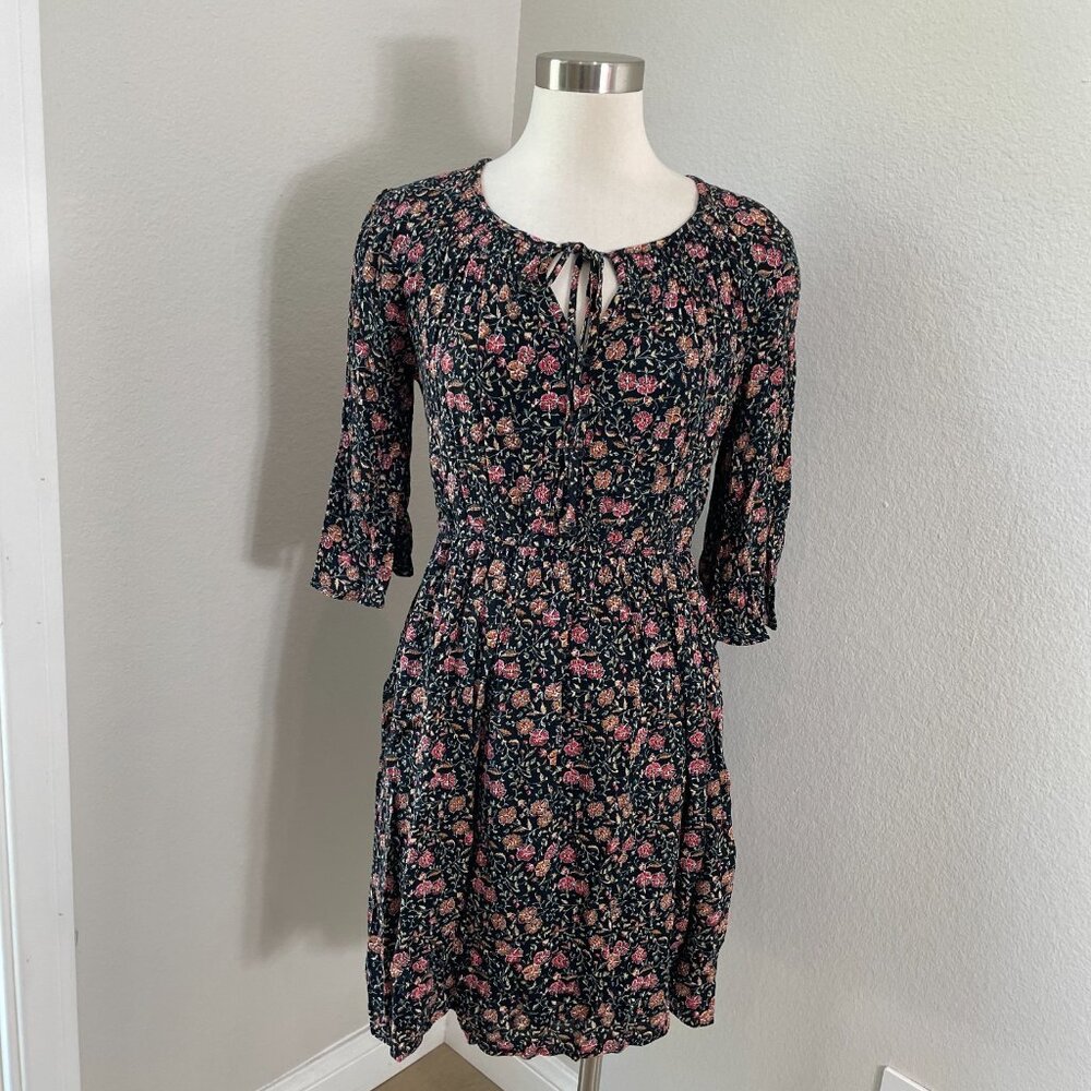 Old Navy‎ Womens Small Floral Smocked Dress 3/4 Sleeve Tie Front Lined